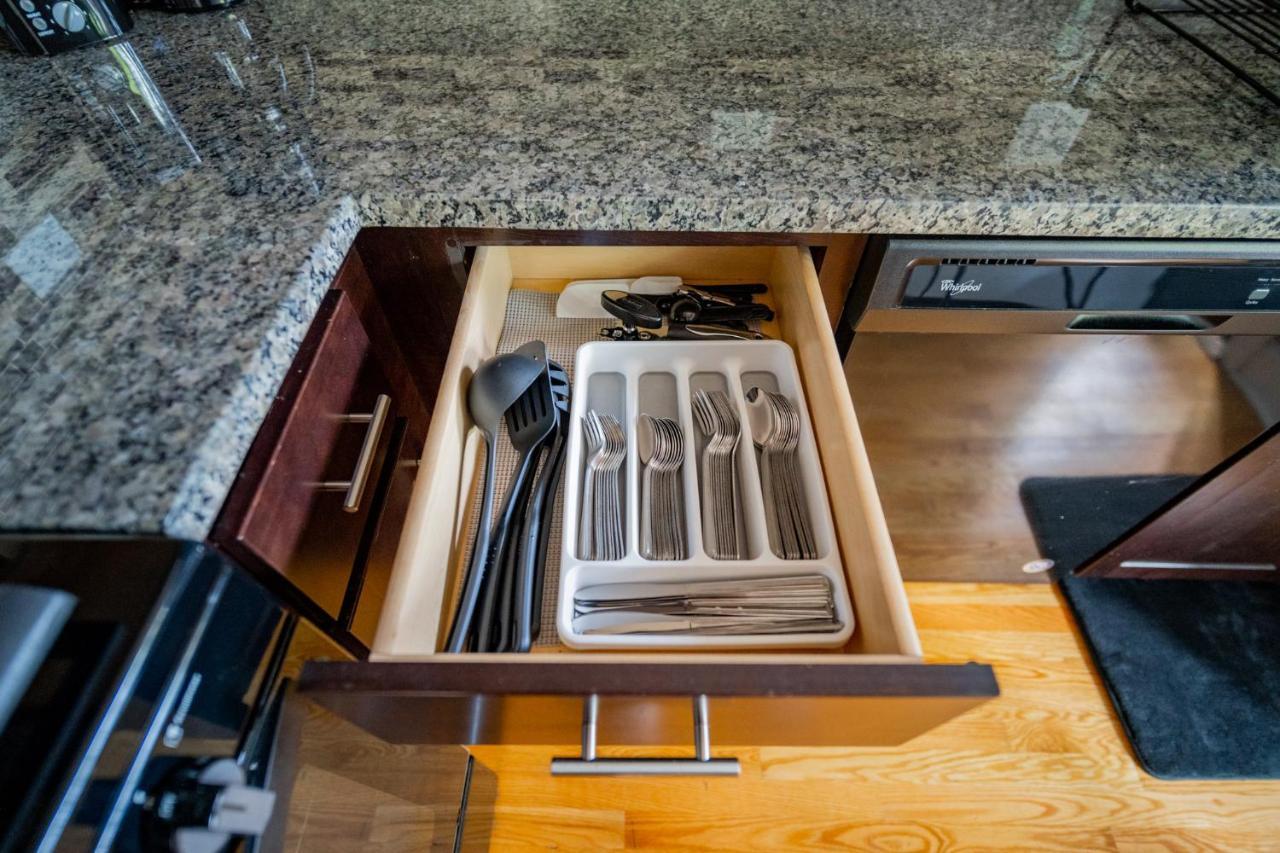 3-Bedroom Gem Apt With In-Unit Laundry - Lawndale 1 & 2 Rep Chicago Zewnętrze zdjęcie